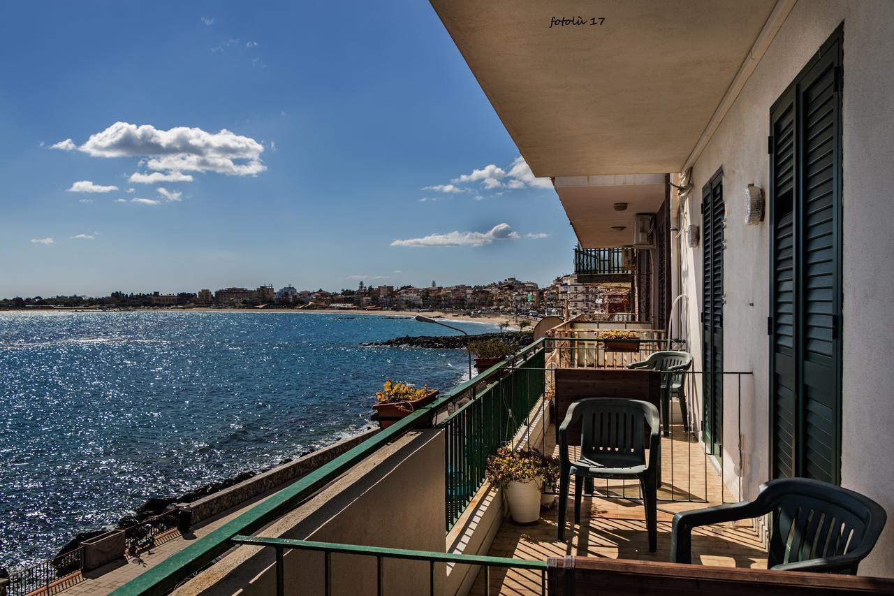 Baia Otello Giardini Naxos Bagian luar foto
